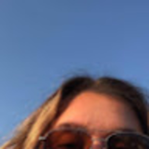 Meet your Posher, Lily - Picture 1 of 1